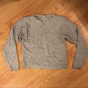 Columbia sweater 🌟